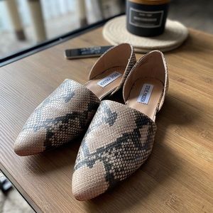 Steve Madden Flats